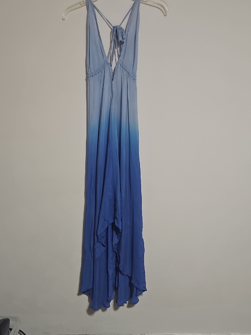 Women’s Ombre Blue Maxi Dress - Strappy V-Neck